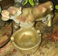 Image 1 of Vintage Gold-Tone Cow Ashtray – Mid-Century Decor