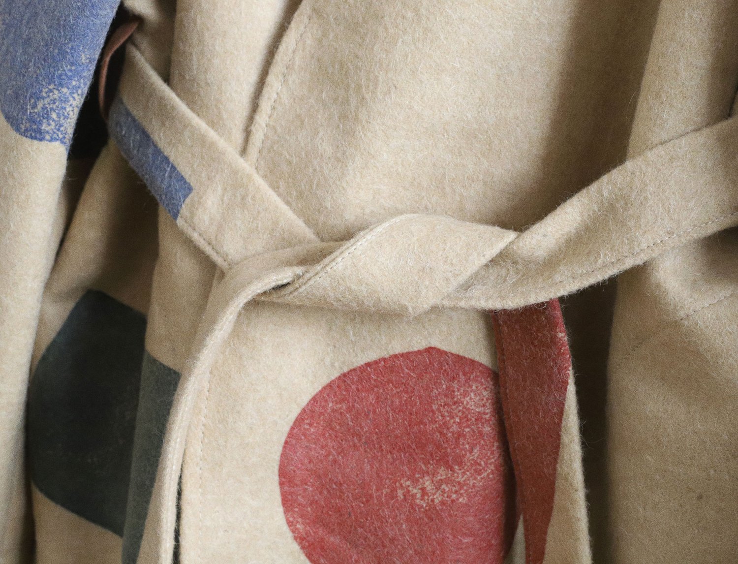 Image of WOOL KIMONO-JACKET WITH SHAPES