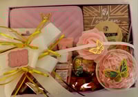 Image 1 of Pink Perfection Gift Set 