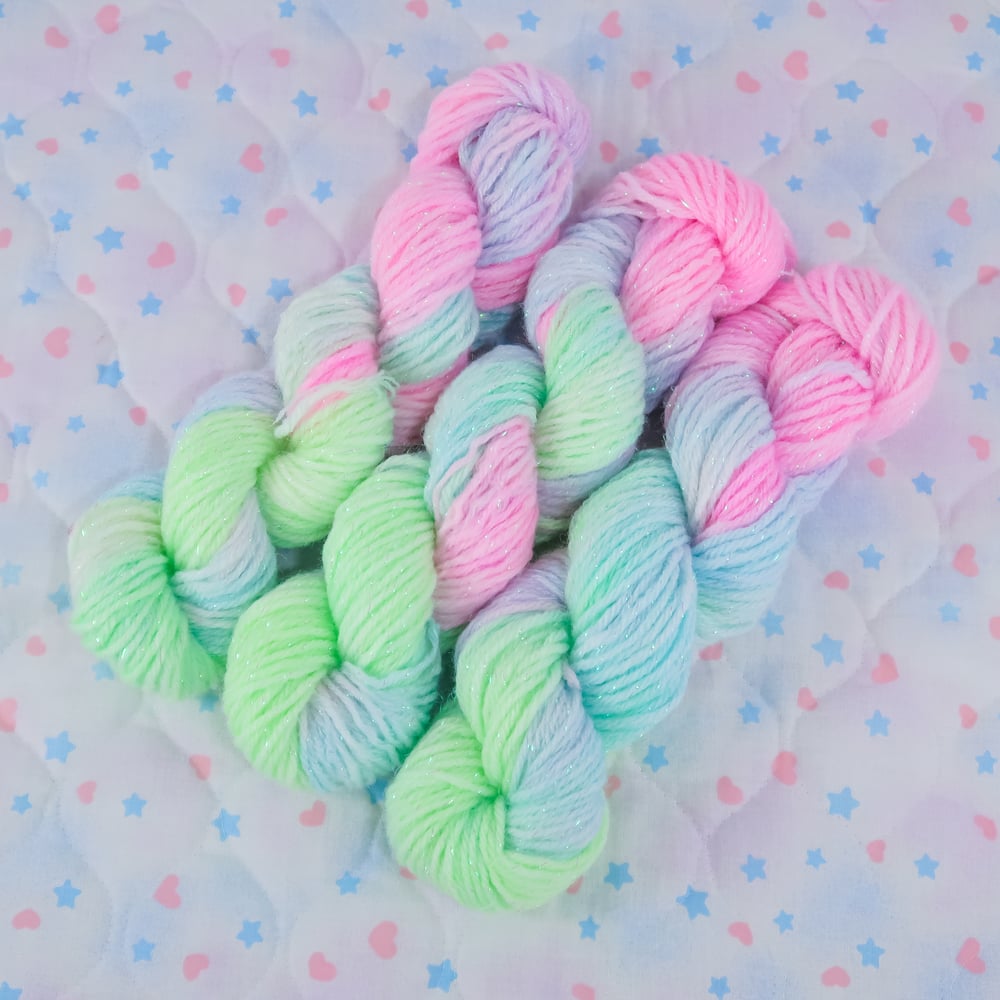 Iridescent Yarn: Gummy Candy
