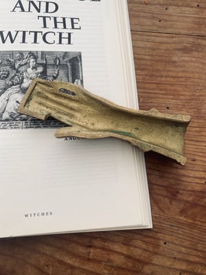 Image of Presse-papier main en bronze