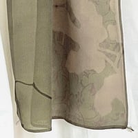 Image 2 of 'The Art of Susan Unger' book + Chinoiserie light green chiffon foulard (202)