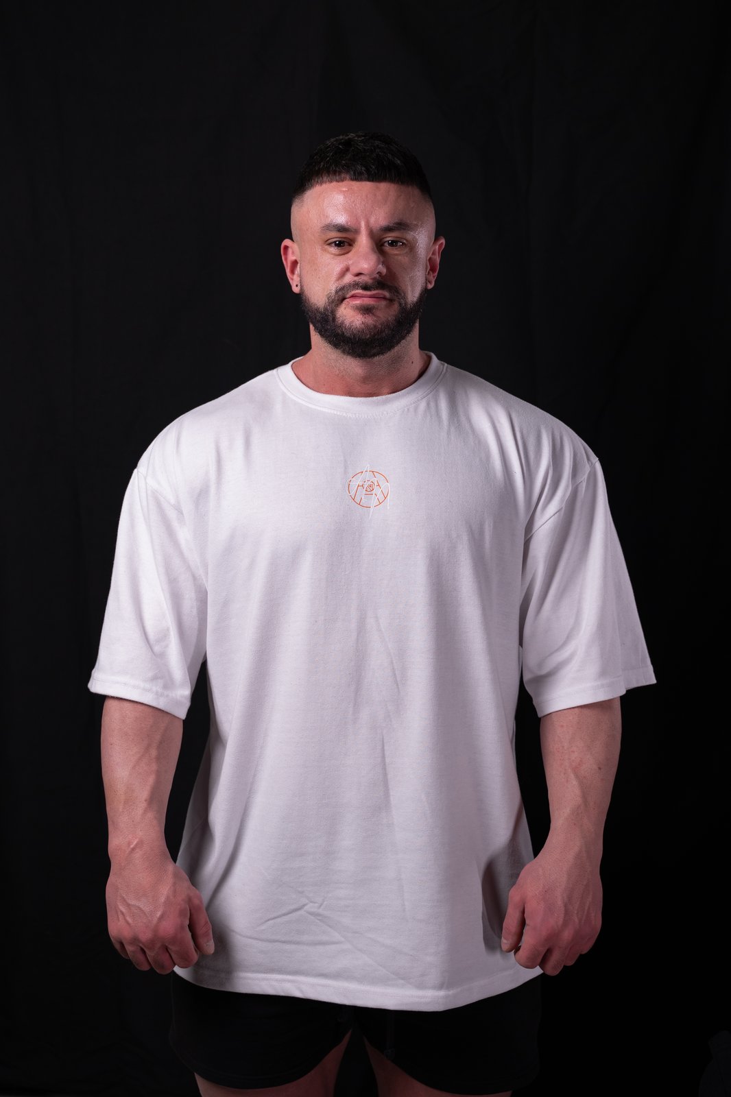 Amplified Oversized Gorilla Tee White 1
