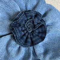 Image 3 of Broche « Fleurette » n*2