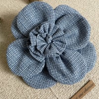 Image 4 of Broche « fleurette » n*3