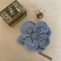 Image 1 of Broche « fleurette » n*7