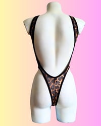 Image 2 of The REVOLUTION bodysuit in leopard mesh
