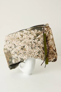 Image 4 of Tirador Oliva