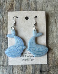 Whale Lt gray/ blue