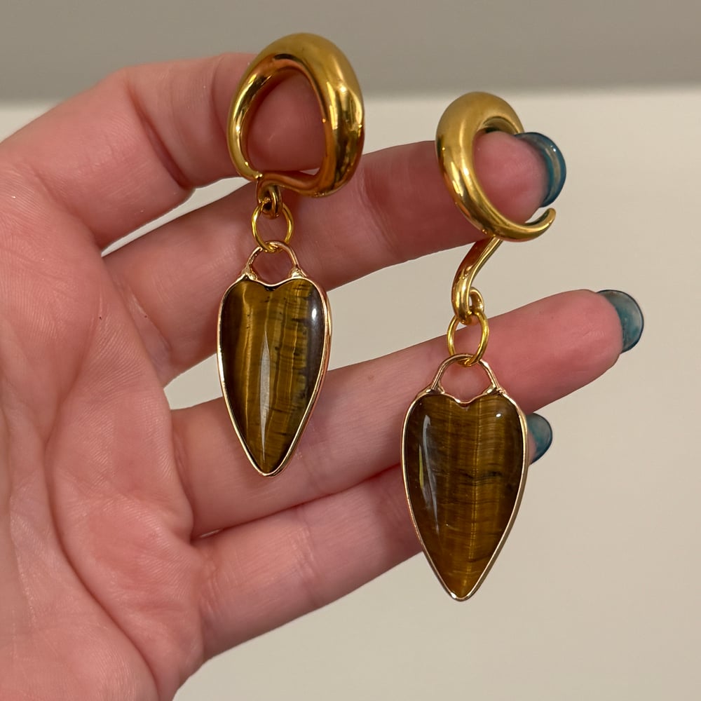 Image of 2g Tigers Eye Heart Hangers