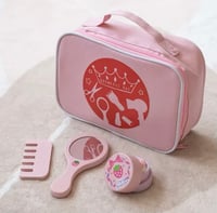 Image 4 of Collette Vanity Kit & Cosmetics Case
