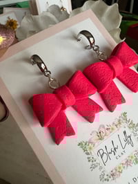 Image 1 of Hot Pink Bows