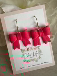 Image 3 of Hot Pink Bows