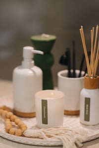 Image 3 of AROMATIC REED DIFFUSER