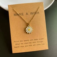 Daisy Pendant Necklace