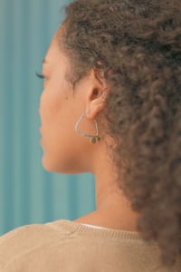 Image 2 of Pendientes Paola