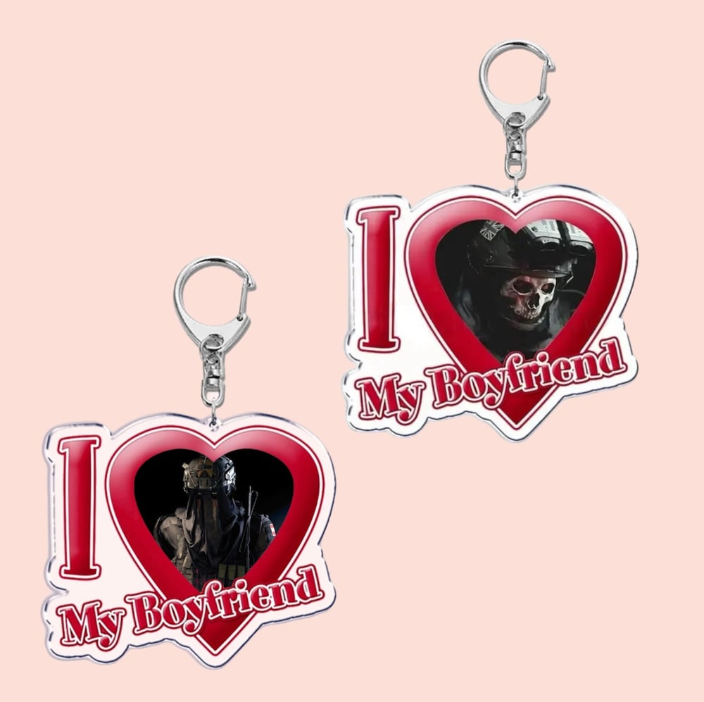 Image of König & Ghost boyfriend keychains