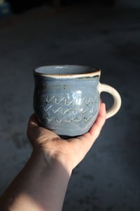 Image 2 of Wavy slipped mug 