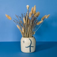 Image 1 of Vase Fesses