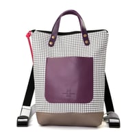 Image 1 of Mochila mini Pata de gallos gris
