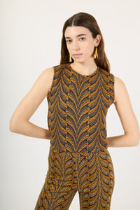 Image 1 of TOP MEG LEAF COGNAC €137 - 50%