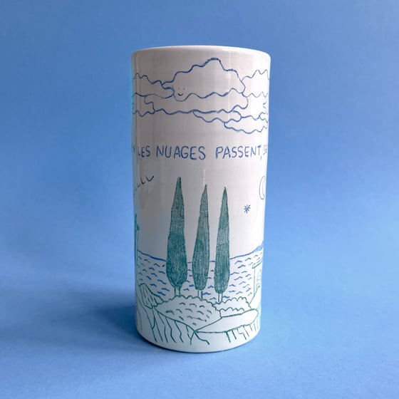Image of VASE LES NUAGES PASSENT