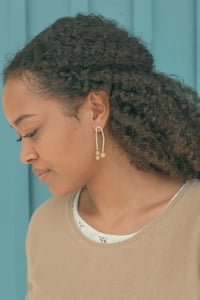 Image 2 of Pendientes Marina