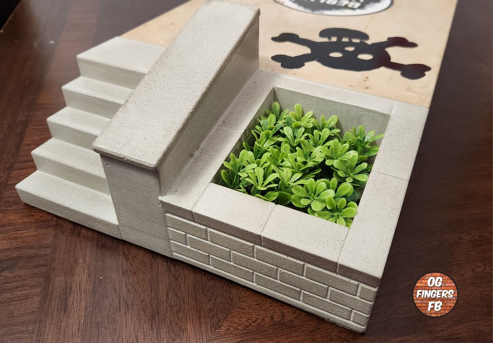 Image of BR Cement Grass Gap ledge plus Free keychain