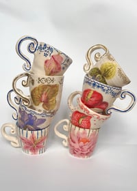 Image 2 of striped stargazer lily mug