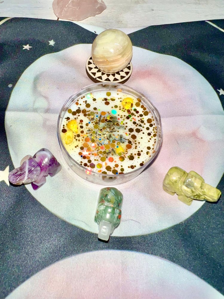 Image of GOLD-Manifestation Candle Large Tea Light