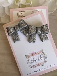 Image 2 of Glittery Bows