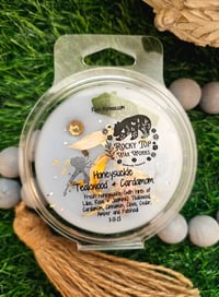 Image 7 of Honeysuckle Teakwood & Cardamom- A Rockytop Wax Works exclusive custom houseblend fragrance 