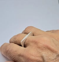 Image 3 of Anillo Aelita