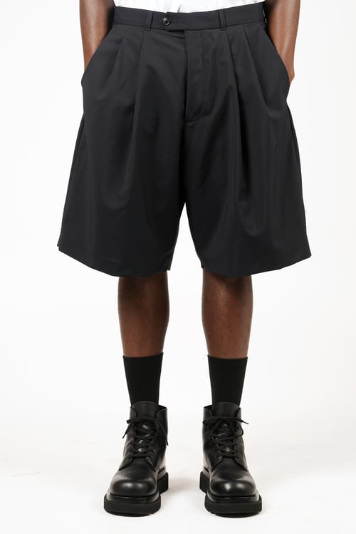 Image of Navy Wool / Mohair Wide Pleated Shorts