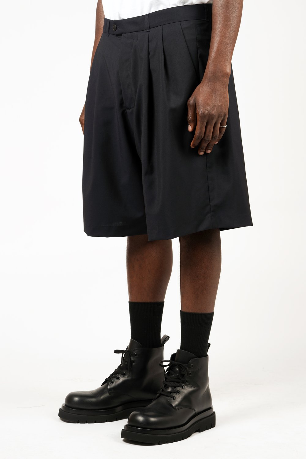 Image of Navy Wool / Mohair Wide Pleated Shorts