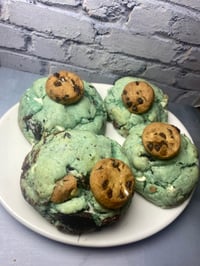  Cookie Monster
