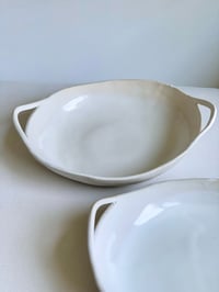 Image 3 of Stoneware Wavy Bowl with Handles in Salt White