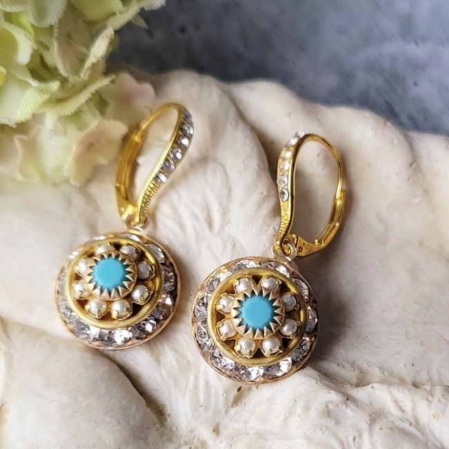 Old World Charm - Swarovski Clear Crystal, Pearl, and Turquoise Earring
