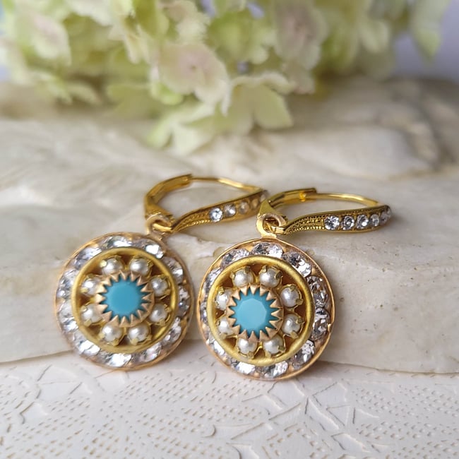 Old World Charm - Swarovski Clear Crystal, Pearl, and Turquoise Earring