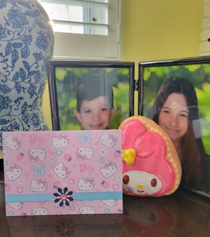 Image of "Famous" Kitty- pink