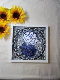 Yin-Yang Shadow box