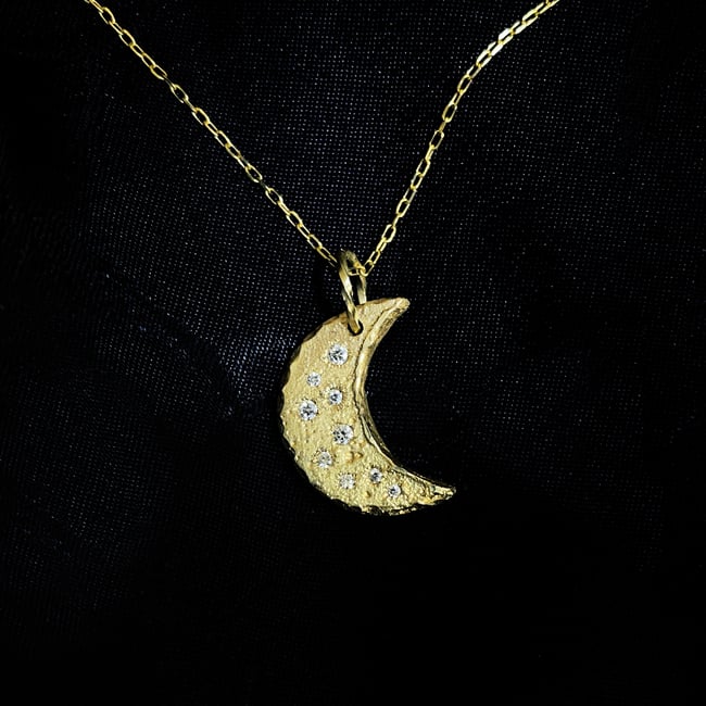 LUNA NECKLACE / DIAMOND