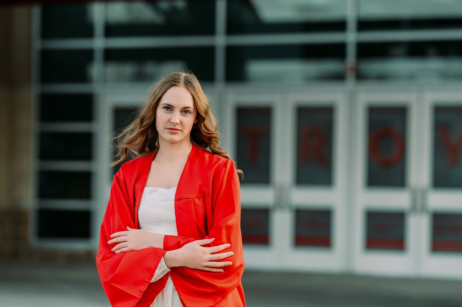 Image of 2025 Cap & Gown Mini Sessions!