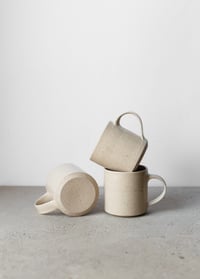 Image 2 of Classic mug in Fleck
