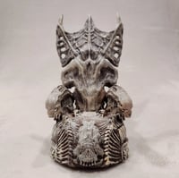 Image 1 of Predator Throne - Ultimate Xenomorph Trophy Style - Toy Diorama Element