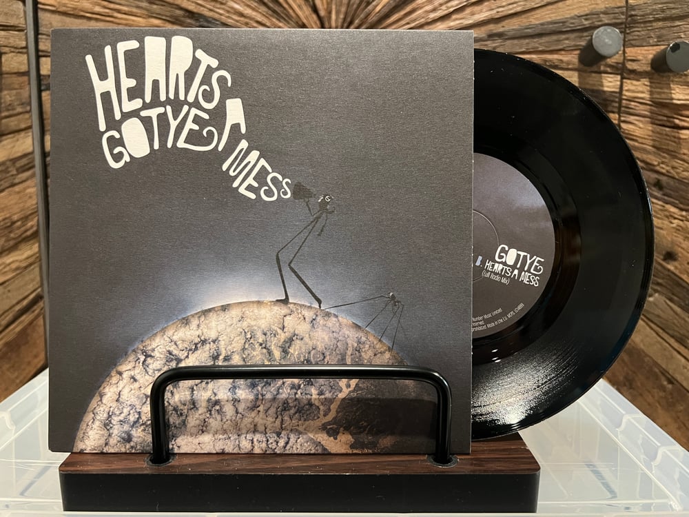 Gotye – Hearts A Mess (2008)