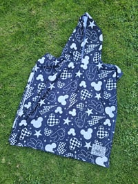 Magically Retro Keiki Hooded Towels