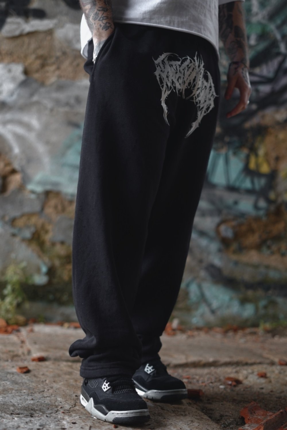 CHAOTIK BLACK OPEN HEM