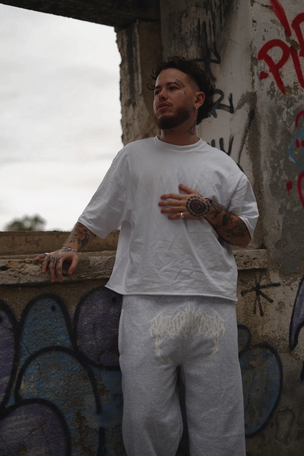 CHAOTIK GREY OPEN HEM