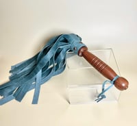 Image 3 of Green Pull-up Leather flogger